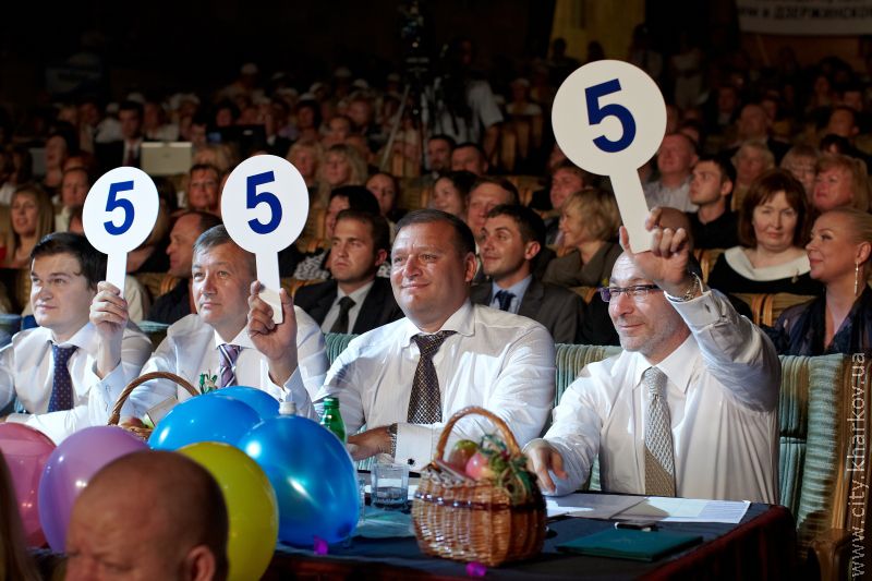 Володимир Котковський переміг у конкурсі «Найкращий голова району - 2011»