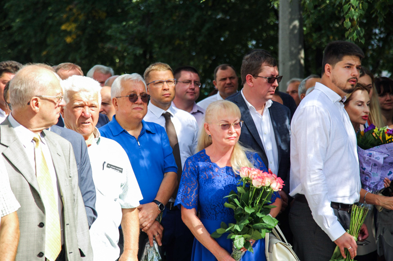 У Харкові відкрили меморіальну дошку Іванові Коріньку