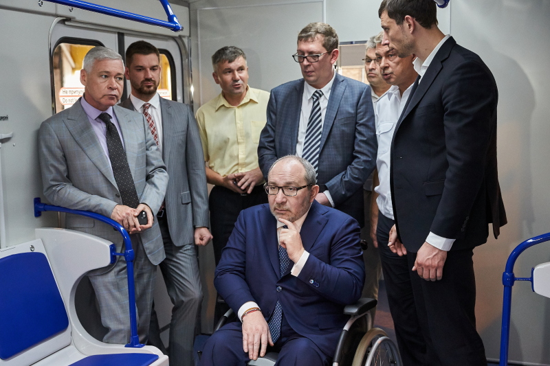 Геннадій Кернес: Працюємо над підвищенням зручності та безпеки пасажирського транспорту для харків'ян