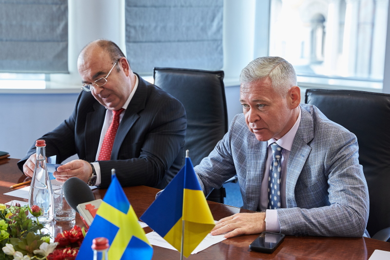 Шведську делегацію ОБСЄ поінформували про соціально-економічну ситуацію в Харкові