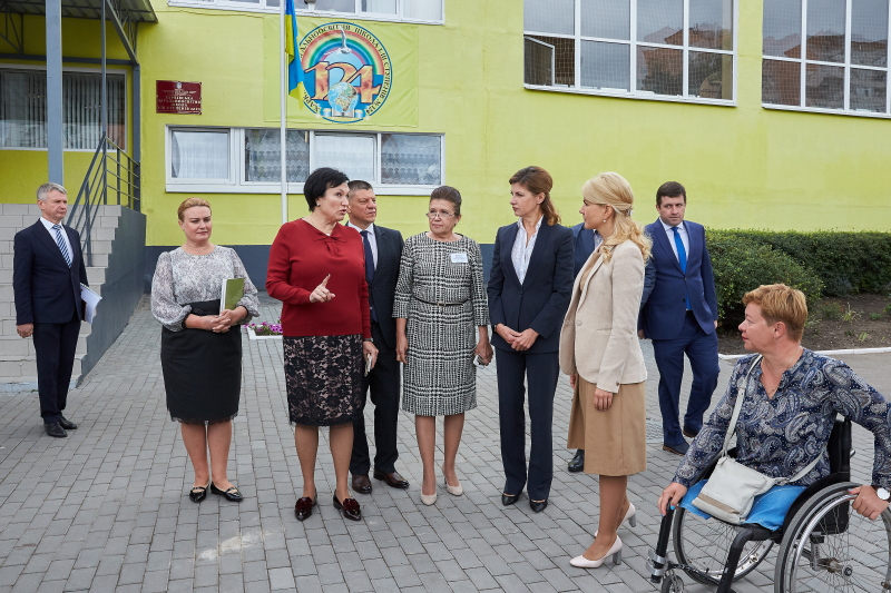 У харківських школах створять класи для дітей з особливими потребами за проектом Фонду Порошенка