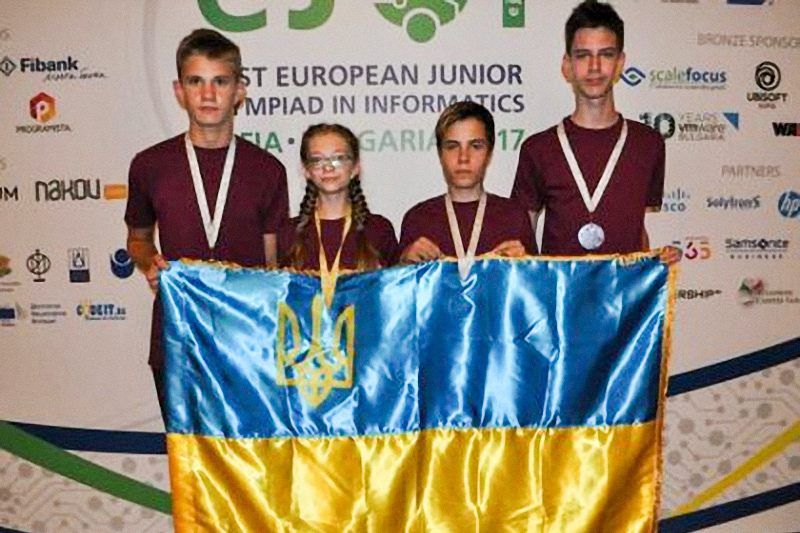 Харківський школяр став срібним призером на олімпіаді з інформатики в Болгарії