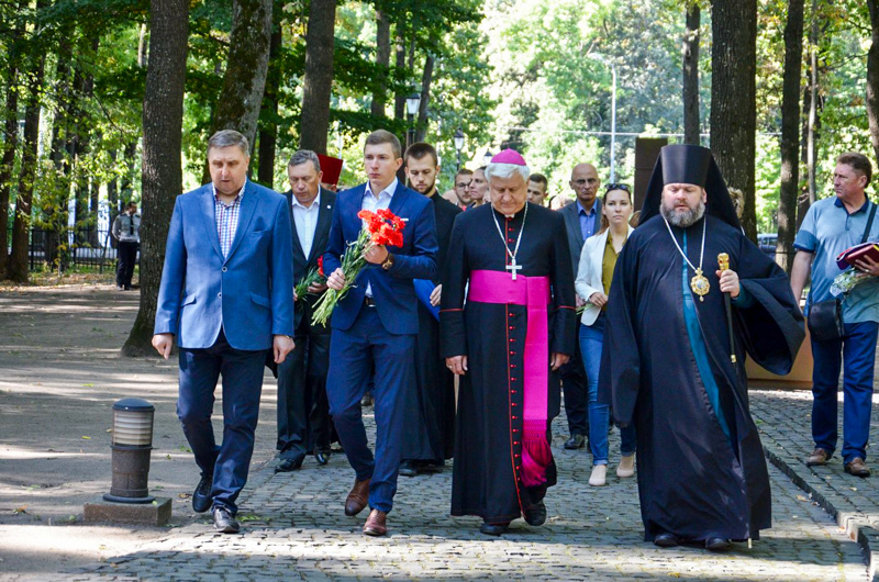 У Харкові пробігли крос в пам'ять про жертви тоталітаризму