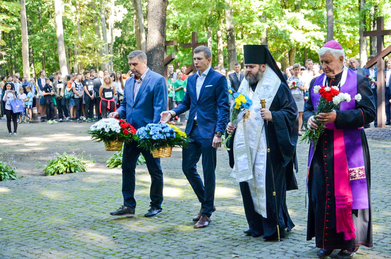 У Харкові пробігли крос в пам'ять про жертви тоталітаризму