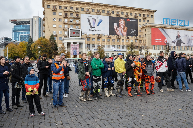 У Харкові проходять змагання з екстремального мотоспорту