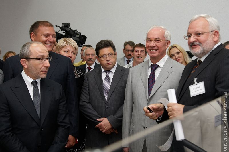 Прем'єр-міністр відвідав обласну клінічну лікарню
