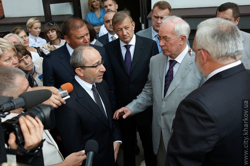 Прем'єр-міністр відвідав обласну клінічну лікарню