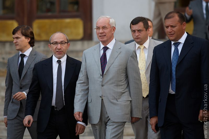 Прем'єр-міністр відвідав обласну клінічну лікарню