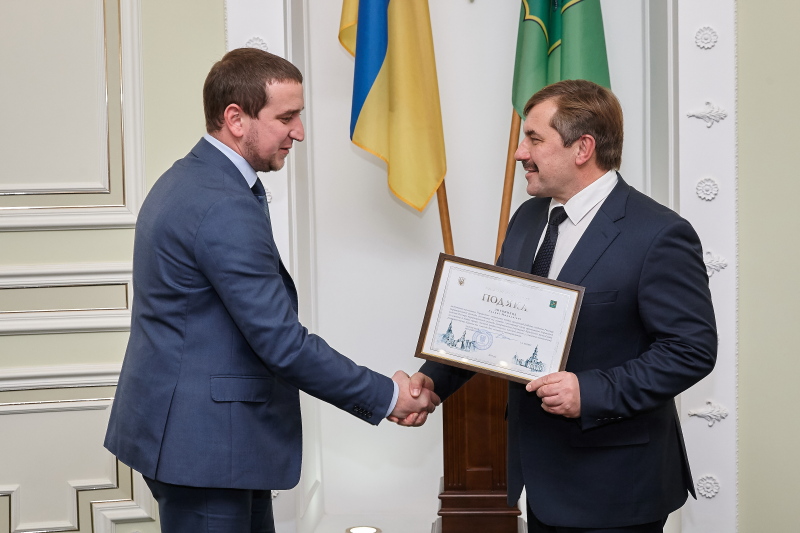 У міськраді привітали працівників місцевого самоврядування