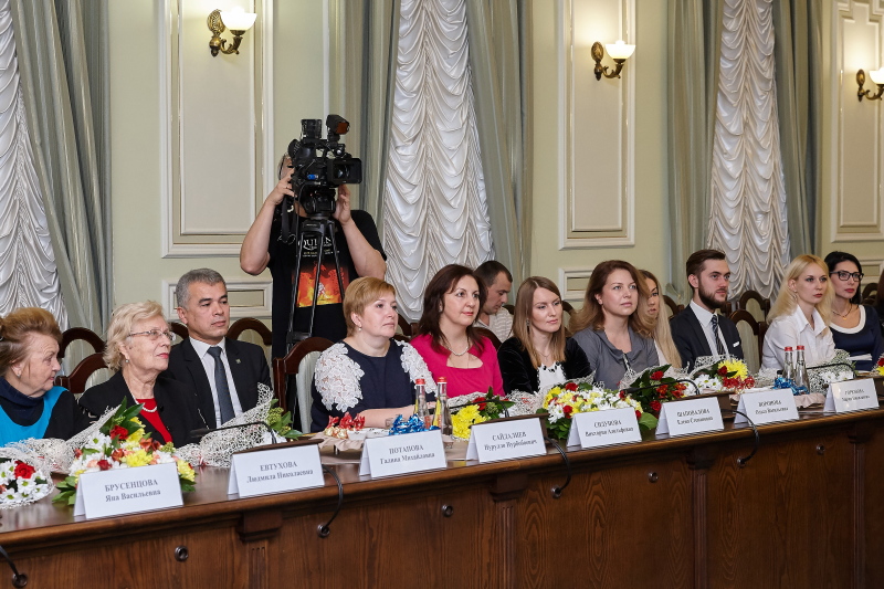 У міськраді привітали працівників місцевого самоврядування