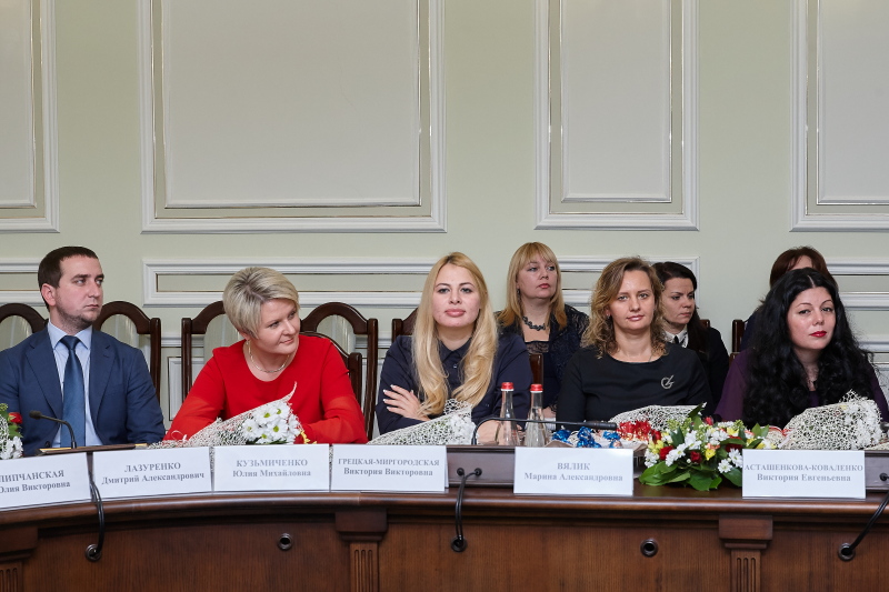 У міськраді привітали працівників місцевого самоврядування