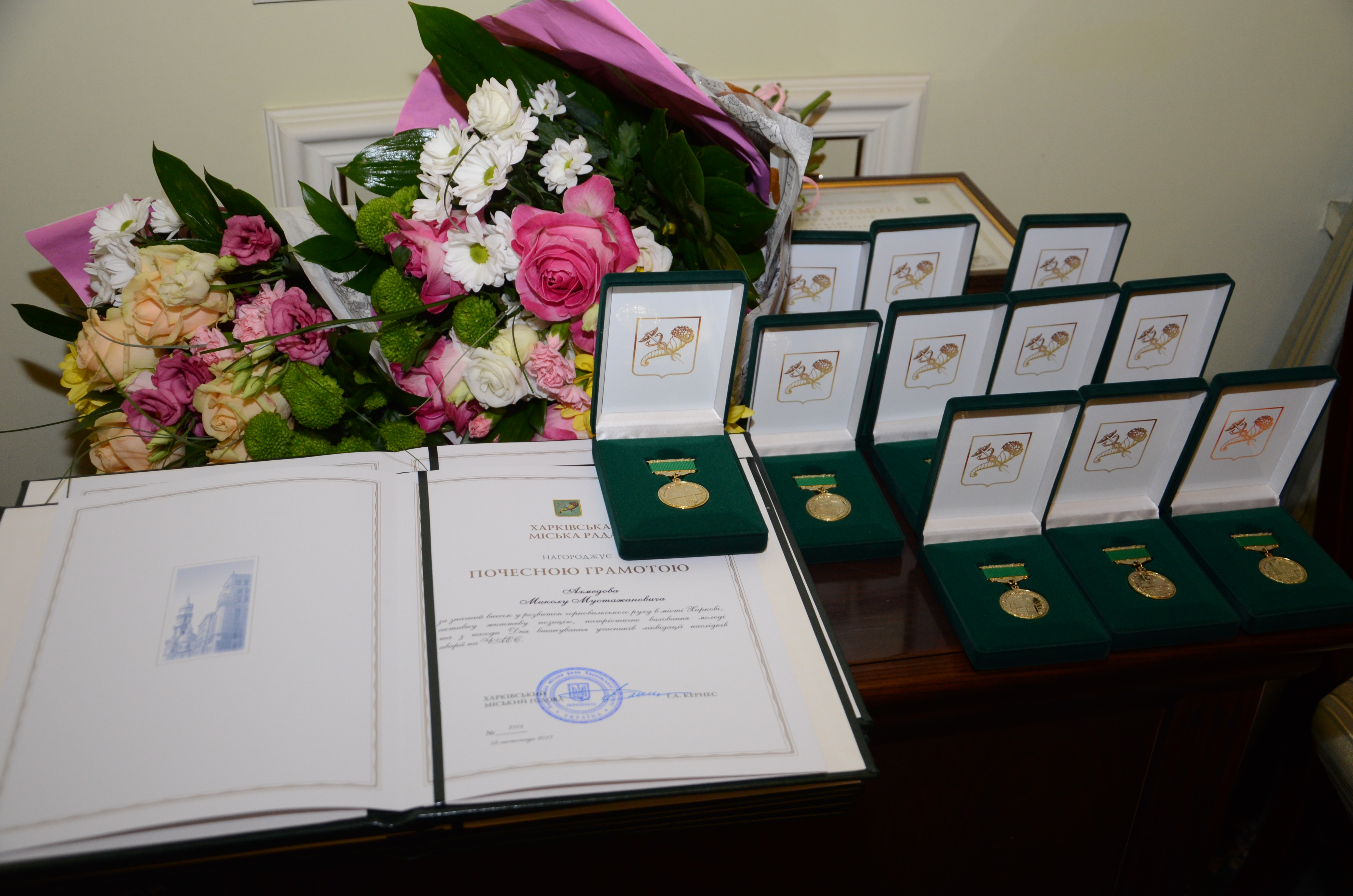 Геннадій Кернес привітав чорнобильців з Днем ліквідаторів аварії на ЧАЕС