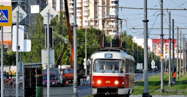 Рух трамваїв по проспекту Перемоги відновлено