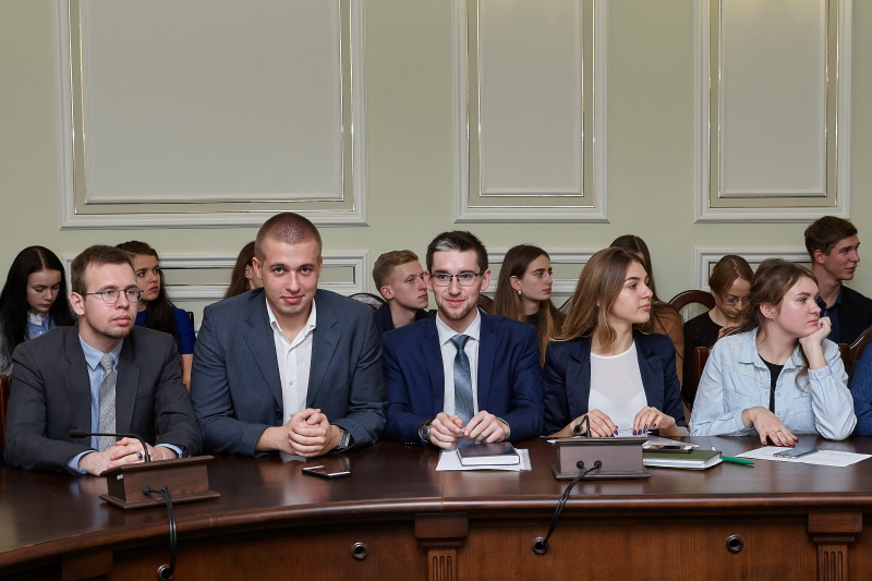Заступники міського голови зустрілися зі студентами