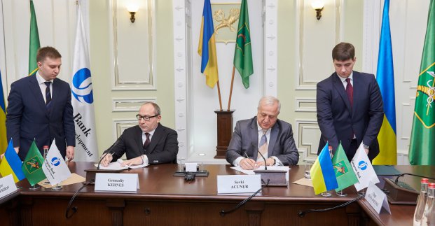 Геннадій Кернес підписав з ЄБРР угоду про фінансову підтримку будівництва метро в Харкові