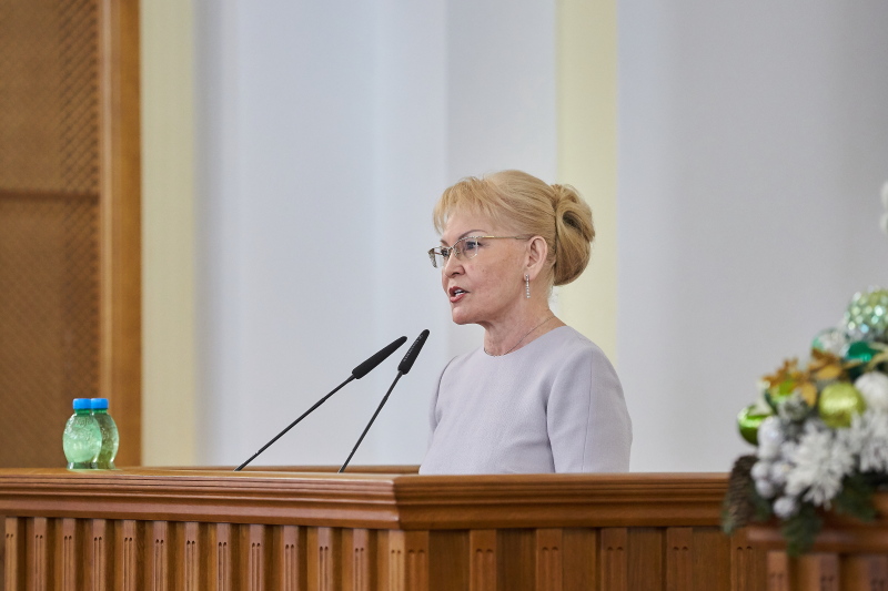 Геннадій Кернес: Місто вперше дає пільгу на проїзд в метро школярам (доповнено)