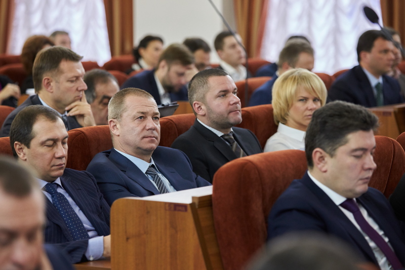 Геннадій Кернес: Місто вперше дає пільгу на проїзд в метро школярам (доповнено)