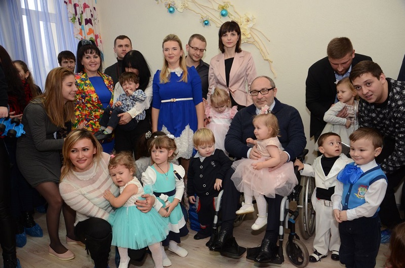 Геннадій Кернес відкрив дитячий садок на Баварії