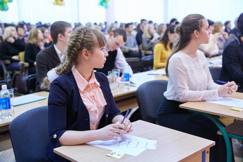 Харківські школярі змагаються за звання кращого учня року