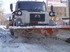 Понад 160 одиниць техніки прибирають сніг на магістралях Харкова
