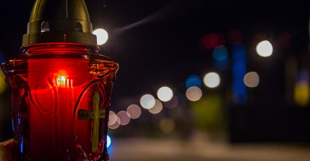 Харків'яни зустріли Благодатний вогонь з Єрусалиму