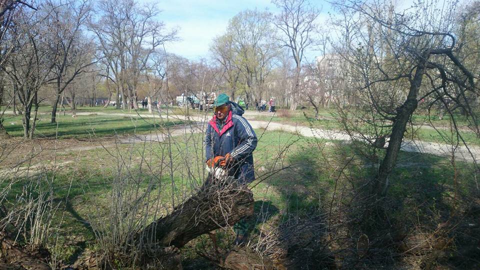 В Основ'янському районі пройшов суботник