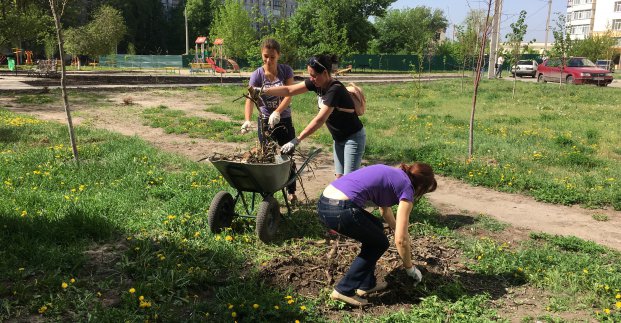 У Слобідському районі упорядкували сквер по вулиці Плеханівській
