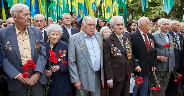 На Меморіалі Слави харків'яни вшанували пам'ять загиблих