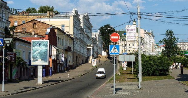 На Бурсацькому узвозі буде обмежено рух транспорту