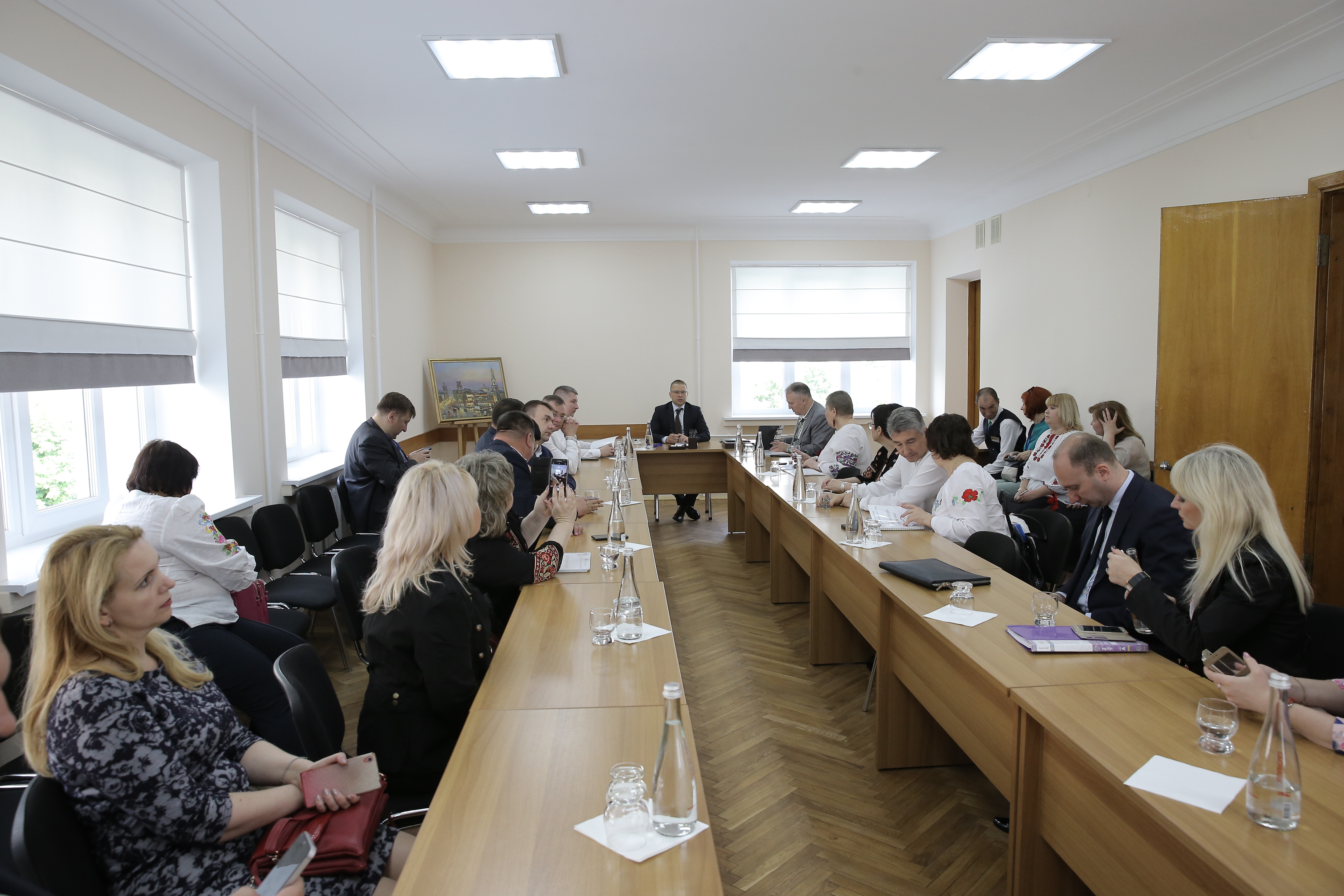 Представники Мінсоцполітики відвідали харківський «Прозорий офіс»