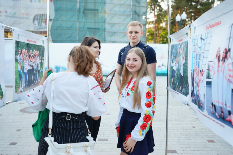 У парку Горького відсвяткували День вишиванки