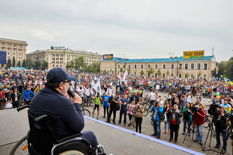Геннадій Кернес відкрив харківський Велодень