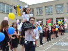 У школах Харкова пролунав останній дзвоник