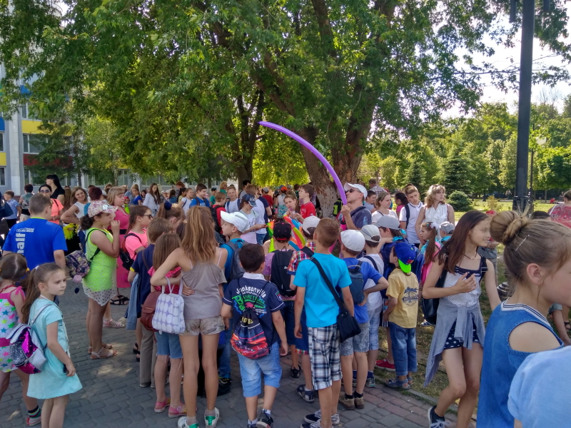 Біля Палацу дитячої творчості «Істок» відбулося свято для дітей