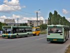 На деяких вулицях у П'ятихатках тимчасово змінено рух транспорту