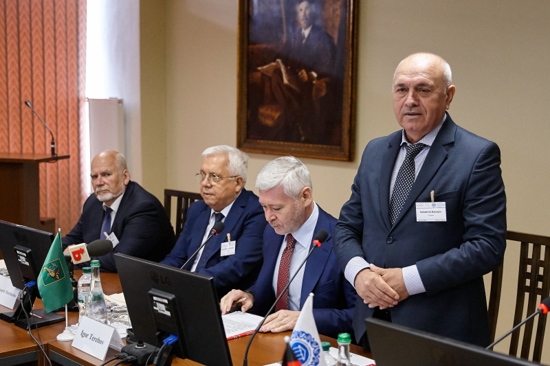 У Харкові працюють над впровадженням у будівництві дерев'яних конструкцій
