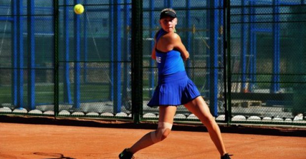 15-річна харків'янка виграла дебютний професійний турнір з тенісу