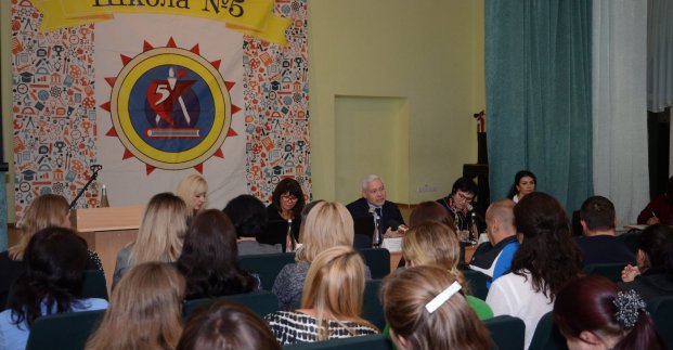 У харківських школах пройдуть уроки щодо шкоди наркотиків та інших видів залежності