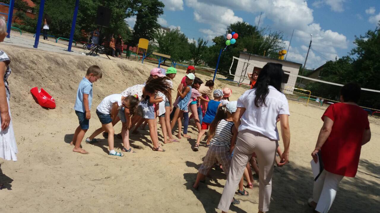 У Слобідському районі відкрили новий спортивний майданчик