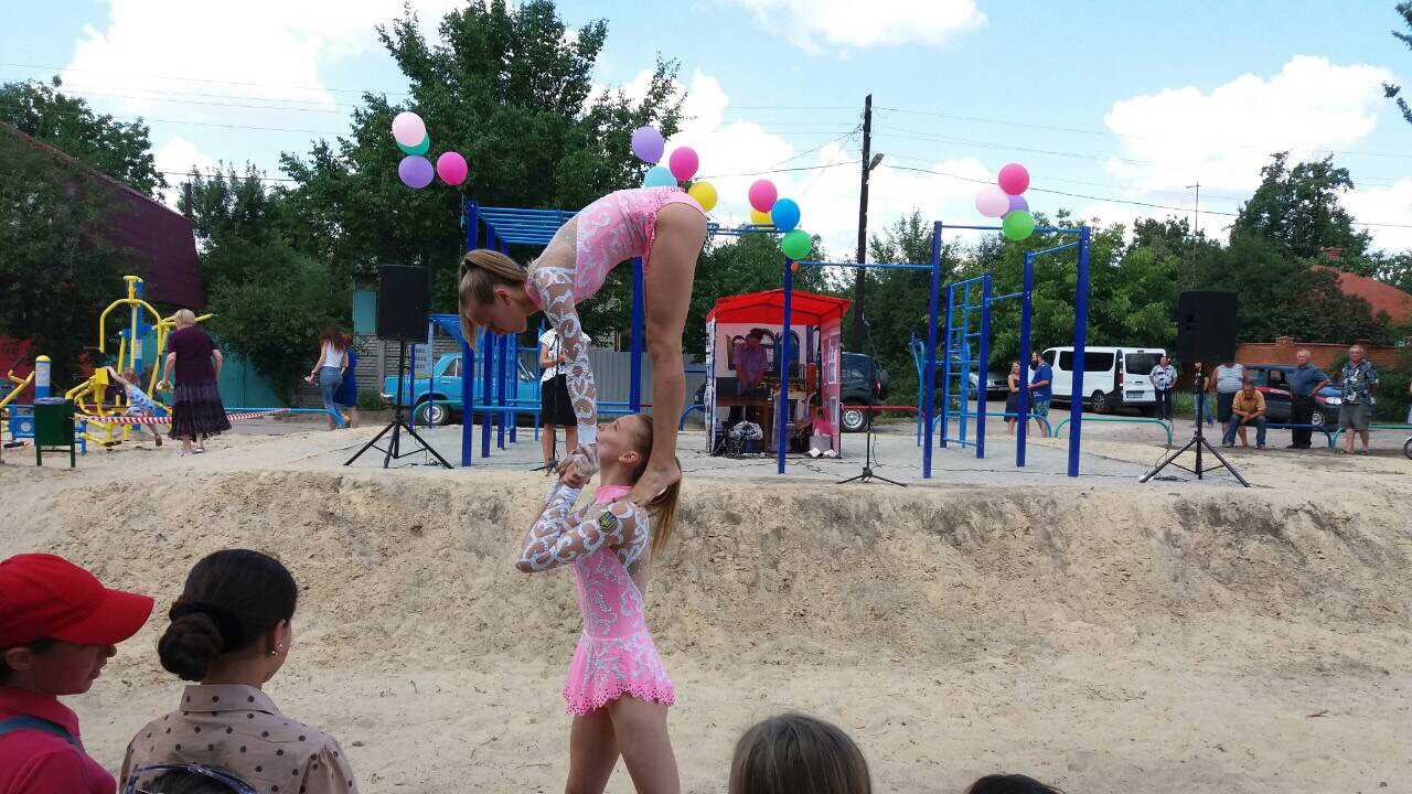 У Слобідському районі відкрили новий спортивний майданчик