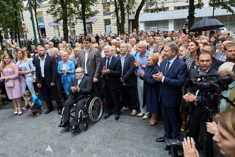 У Харкові відкрили пам'ятник Людмилі Гурченко