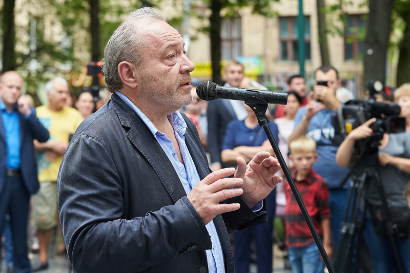 У Харкові відкрили пам'ятник Людмилі Гурченко