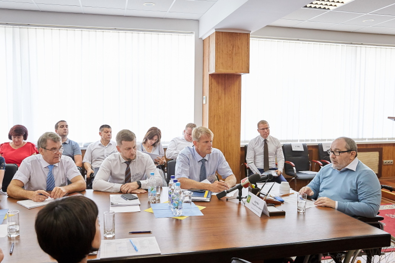 Геннадій Кернес провів прийом на «Турбоатомі»