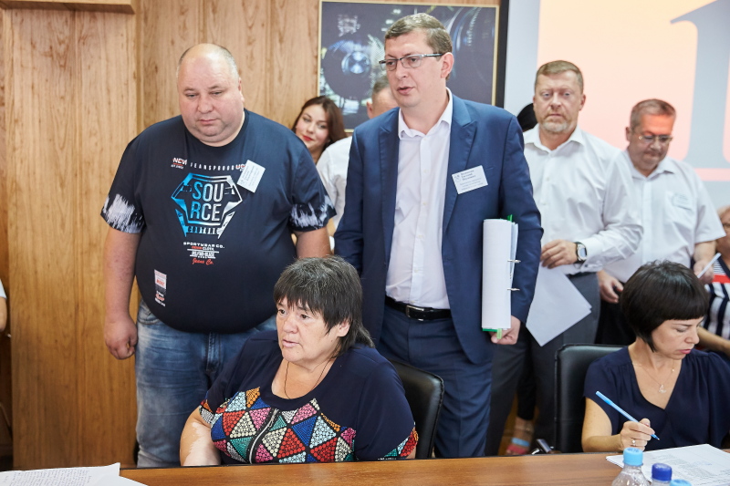 Геннадій Кернес провів прийом на «Турбоатомі»