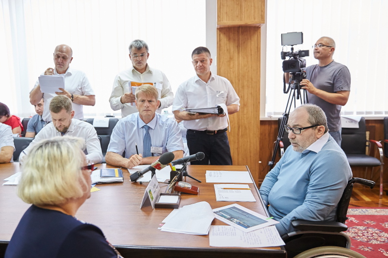 Геннадій Кернес провів прийом на «Турбоатомі»
