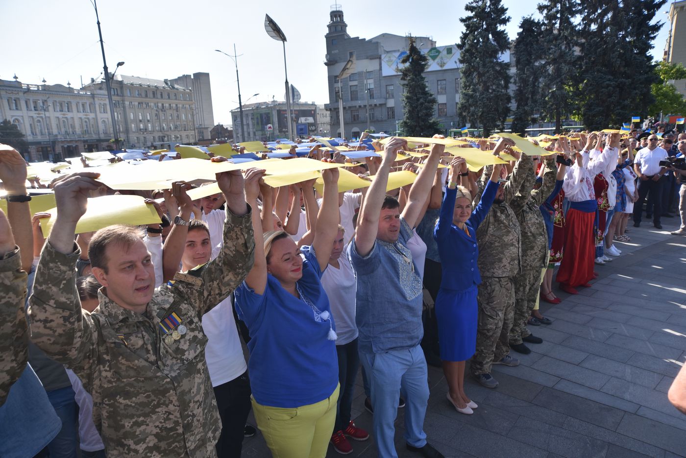 У Харкові відзначають День Державного прапора