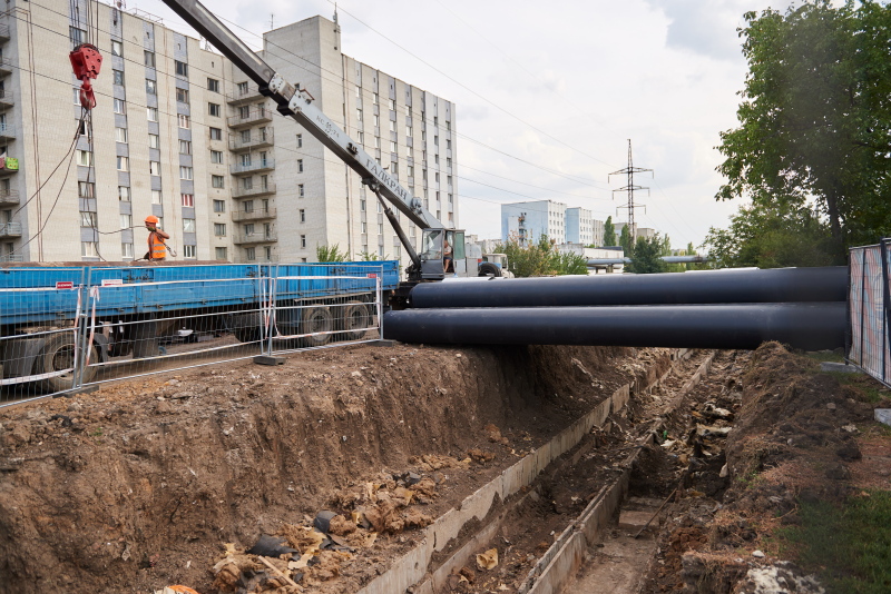 У Харкові міняють великі теплові магістралі