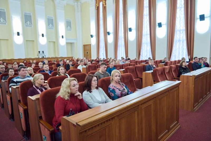 У міськраді пройшов семінар для депутатів та співробітників виконкому на тему земельних відносин