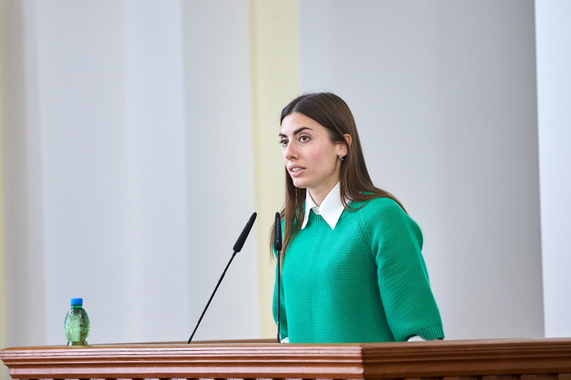 Міська влада допоможе мешканцям Будинку зі шпилем