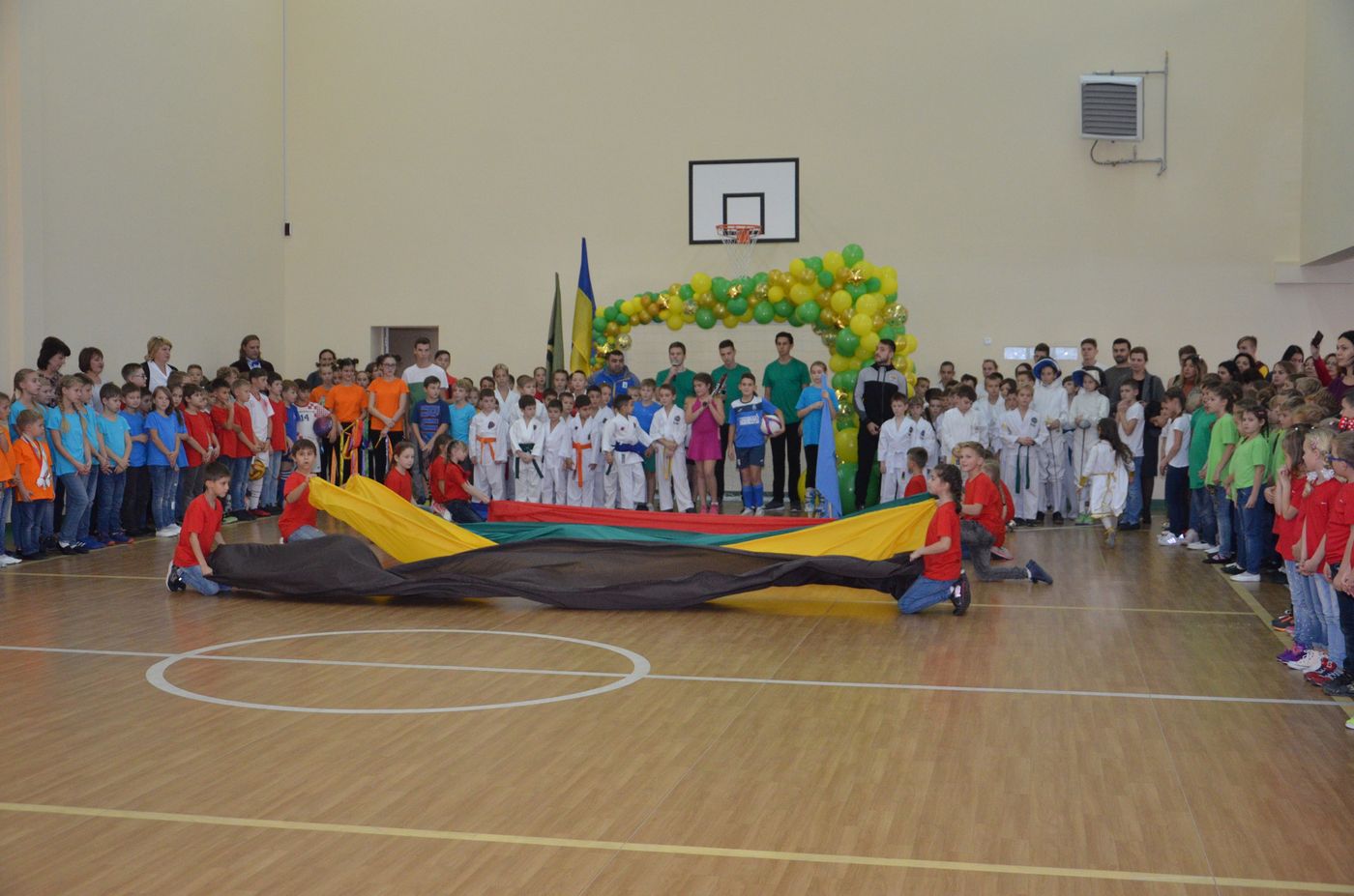 У харківському ліцеї відкрили культурно-спортивний комплекс